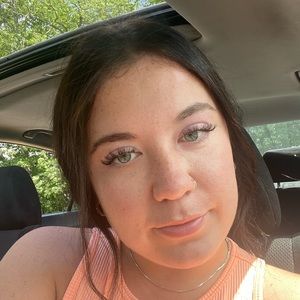 Meet your Posher, Kaylee